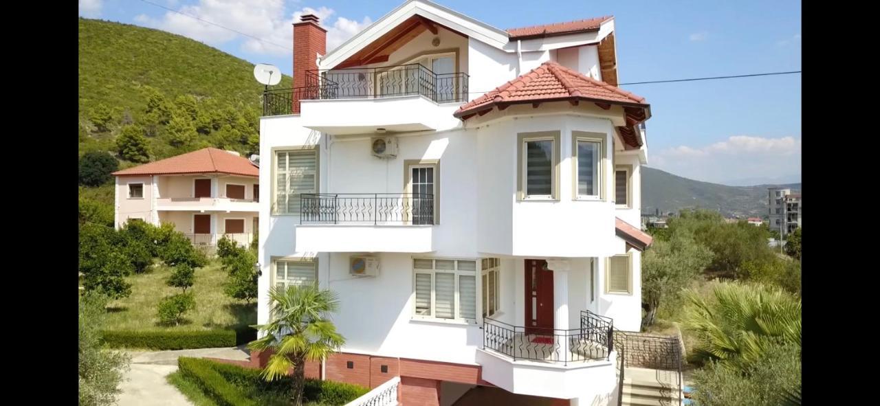 Villa Salo Labinot-Fushe Luaran gambar